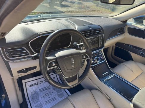 Used 2017 Lincoln Continental Reserve w/ Technology Package image 46