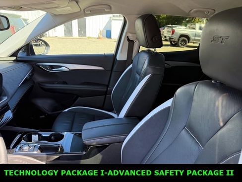 Certified 2025 Buick Envision Sport Touring image 15