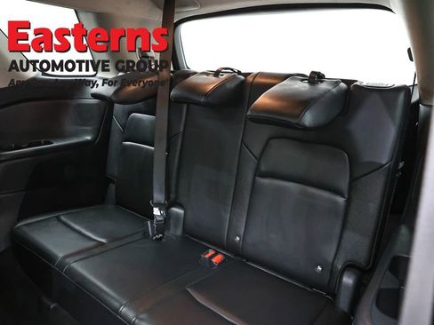Used 2023 Nissan Pathfinder SL w/ SL Premium Package AWD/4WD image 26