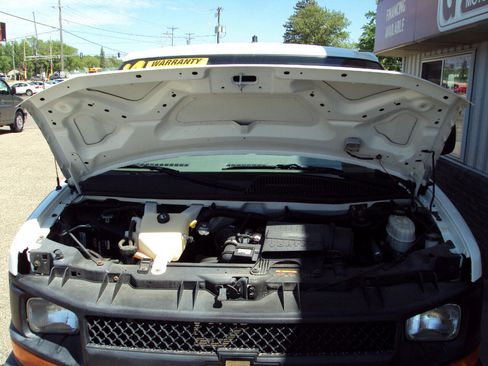 Used 2014 Chevrolet Express 1500 LS image 23