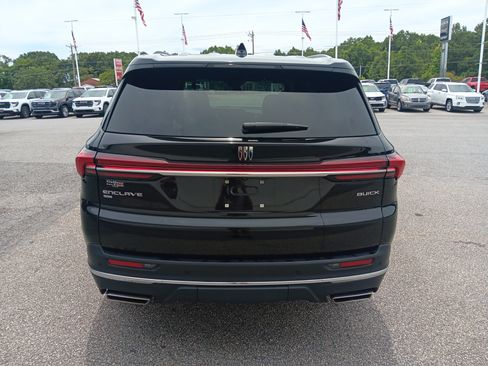 Used 2025 Buick Enclave Preferred AWD/4WD image 5