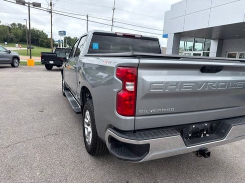 Used 2023 Chevrolet Silverado 1500 LT AWD/4WD image 28