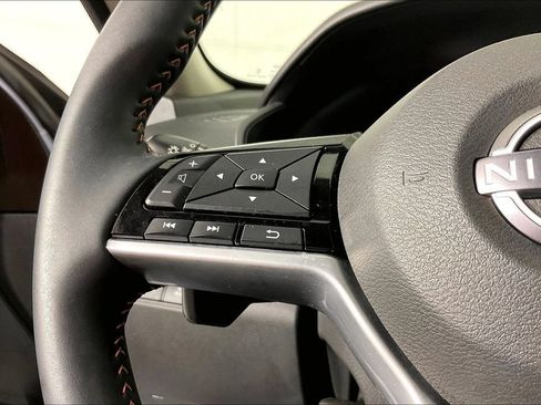 Used 2025 Nissan Altima 2.5 SR w/ SR Premium Package FWD image 23