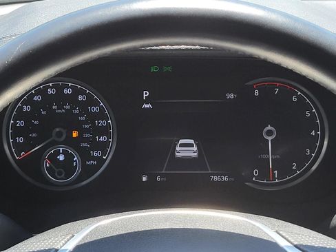 Used 2022 Genesis G70 2.0T RWD image 29