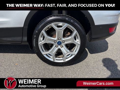 Used 2019 Ford Escape Titanium AWD/4WD image 12