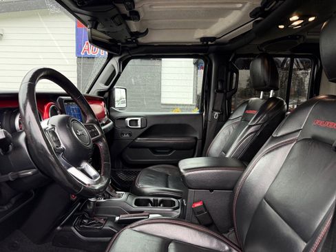 Used 2020 Jeep Wrangler Unlimited Rubicon AWD/4WD image 16