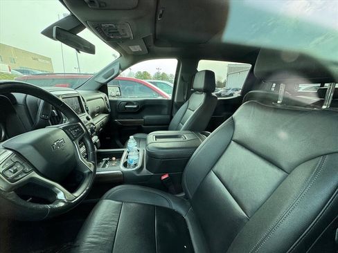 Used 2021 Chevrolet Silverado 1500 LT Trail Boss w/ Convenience Package II image 9