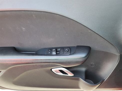 Used 2023 Dodge Challenger GT image 19