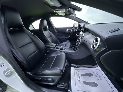 Used 2016 Mercedes-Benz CLA 250 image 28