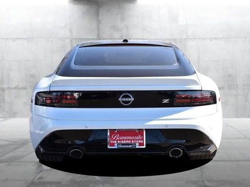Certified 2024 Nissan Z Performance w/ Floor Mat Package image 6