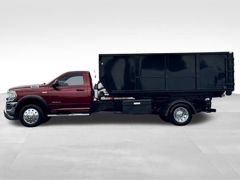 Used 2022 RAM 5500 Tradesman w/ Chrome Appearance Group RWD image 4