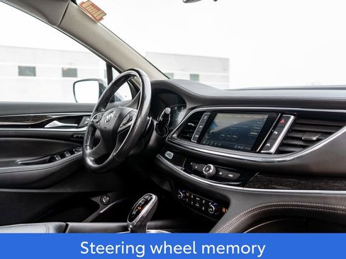 Used 2021 Buick Enclave Avenir w/ Avenir Technology Package image 12