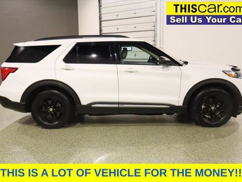 Used 2020 Ford Explorer XLT RWD image 8