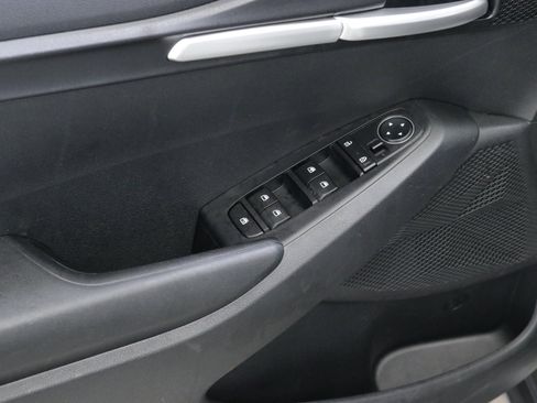 Used 2021 Kia Seltos LX image 20