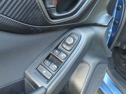 Used 2021 Subaru Crosstrek 2.0i Premium image 15