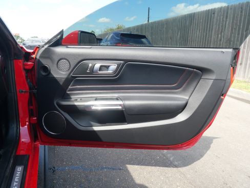 Used 2020 Ford Mustang GT Premium w/ Performance Package - Level 2 image 7