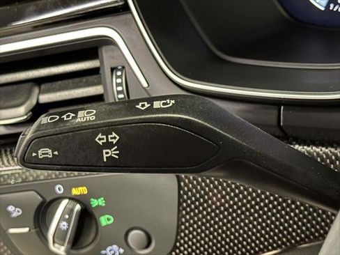 Used 2022 Audi S4 Premium Plus w/ Premium Plus Package image 23