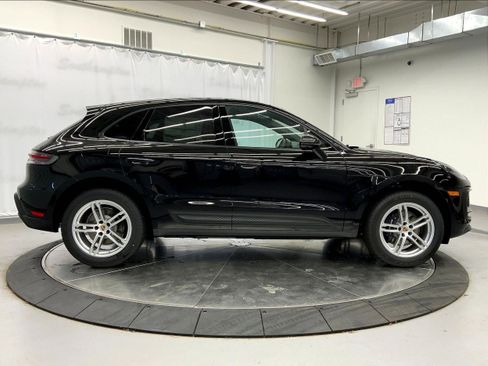 New 2026 Porsche Macan AWD/4WD image 7