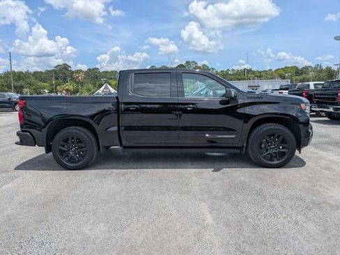 Used 2024 Chevrolet Silverado 1500 High Country w/ Midnight Edition AWD/4WD image 3