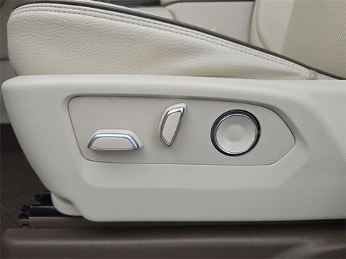 Certified 2021 GMC Yukon Denali w/ LPO, Illumination Package image 19