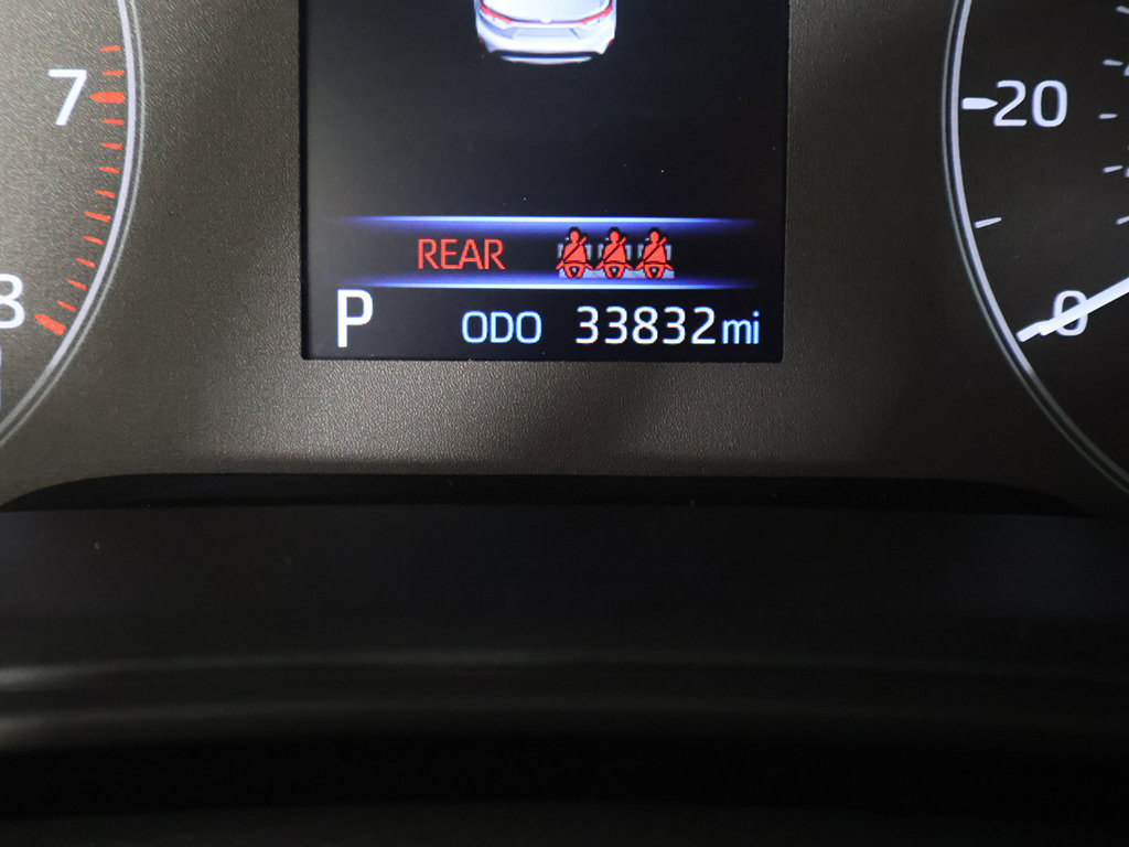 Used 2025 Toyota Corolla LE FWD image 34