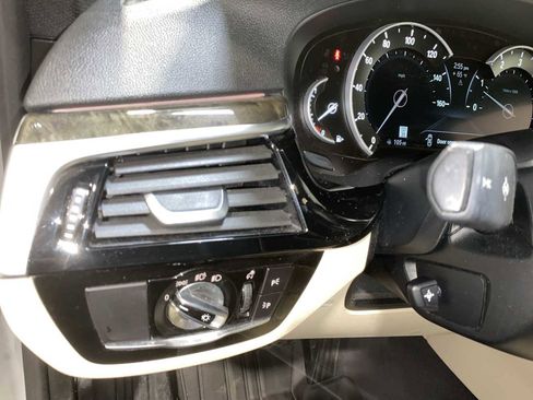 Used 2019 BMW 540i xDrive AWD/4WD image 24