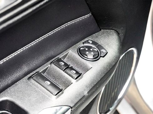 Used 2023 Ford Mustang Premium image 11