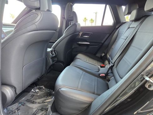 Certified 2023 Mercedes-Benz GLC 300 image 14