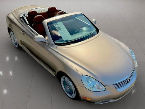 Used 2004 Lexus SC 430 Convertible image 26