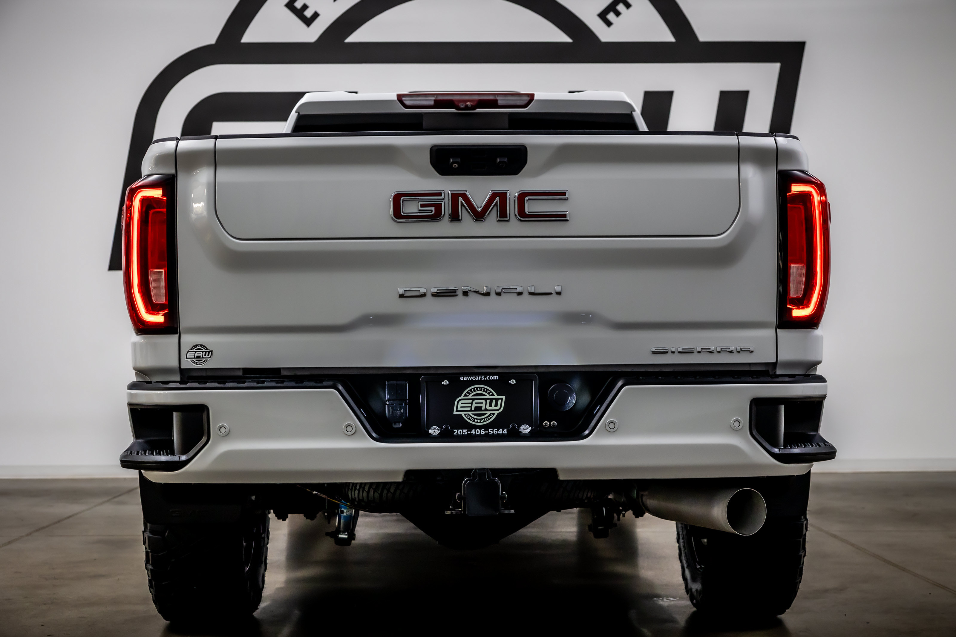 Used 2020 GMC Sierra 2500 Denali w/ Denali Ultimate Package AWD/4WD image 11
