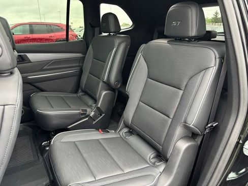 New 2026 Buick Enclave Sport Touring w/ Power Package FWD image 44