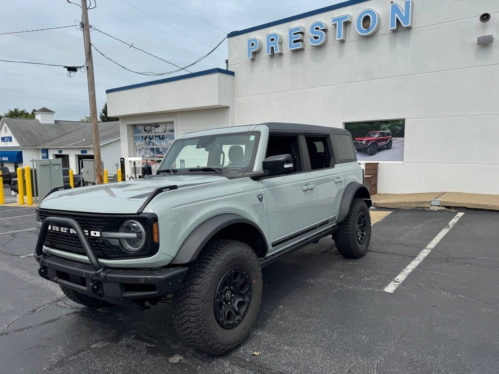 Used 2021 Ford Bronco First Edition AWD/4WD image 1