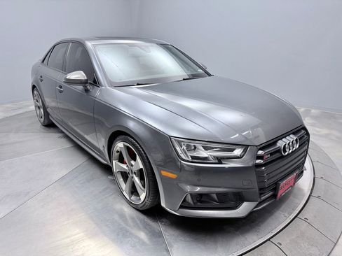 Used 2018 Audi S4 Prestige w/ Prestige Package image 3