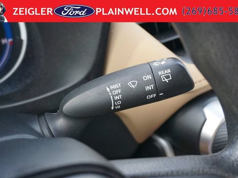 Used 2023 Toyota RAV4 LE AWD/4WD image 24