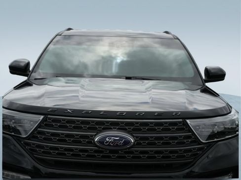Used 2022 Ford Explorer XLT w/ Equipment Group 202A RWD image 43
