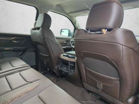 Used 2025 RAM 1500 Limited AWD/4WD image 17