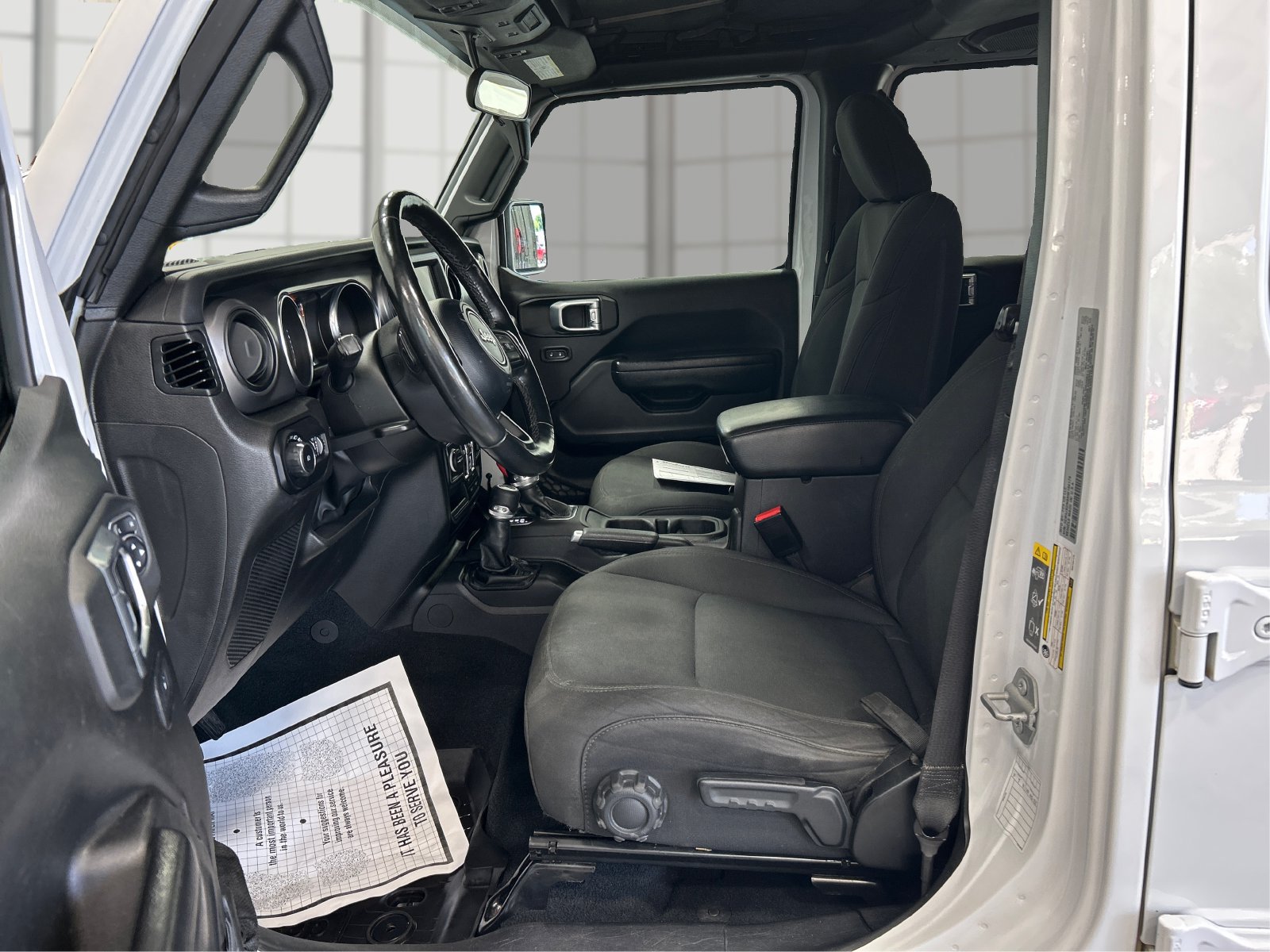Used 2022 Jeep Wrangler Unlimited Sport AWD/4WD image 9