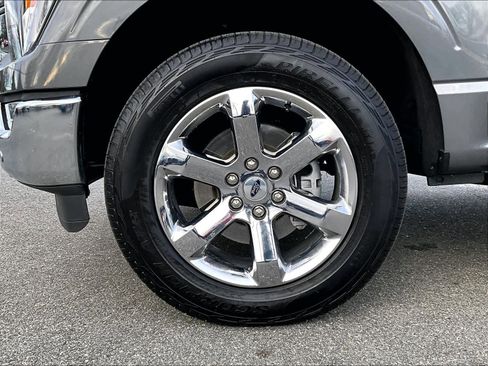 Used 2023 Ford F150 Lariat w/ Max Trailer Tow Package image 7