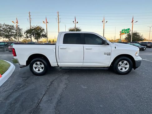 Used 2021 RAM 1500 Classic SLT image 5