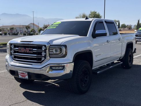 Used 2018 GMC Sierra 1500 SLT w/ Enhanced Driver Alert Package RWD image 4