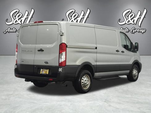 Used 2020 Ford Transit 250 Low Roof AWD w/ Interior Upgrade Package image 23