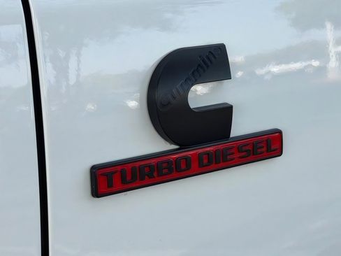 Used 2025 RAM 3500 Big Horn AWD/4WD image 9