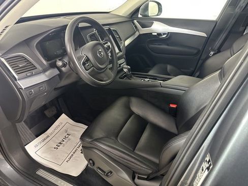 Used 2018 Volvo XC90 T5 Momentum w/ Convenience Package AWD/4WD image 10