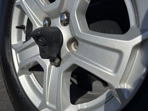 Used 2021 Jeep Wrangler Unlimited Sport image 15