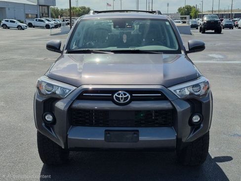 Used 2021 Toyota 4Runner SR5 AWD/4WD image 2