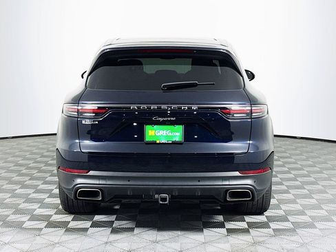 Used 2022 Porsche Cayenne AWD/4WD image 7