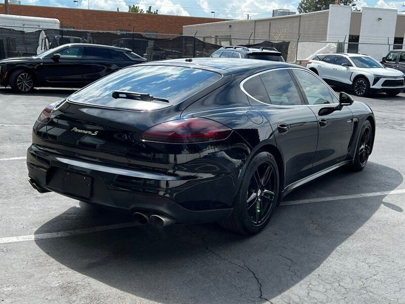 Used 2014 Porsche Panamera S RWD image 7