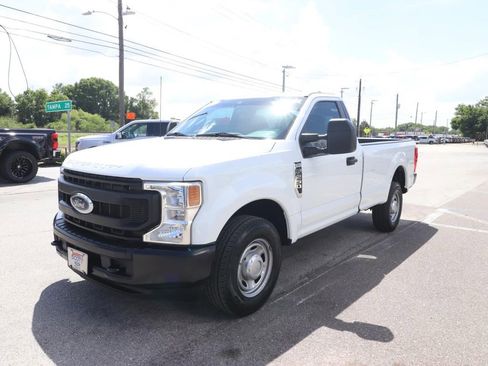 Certified 2022 Ford F250 XL RWD image 5