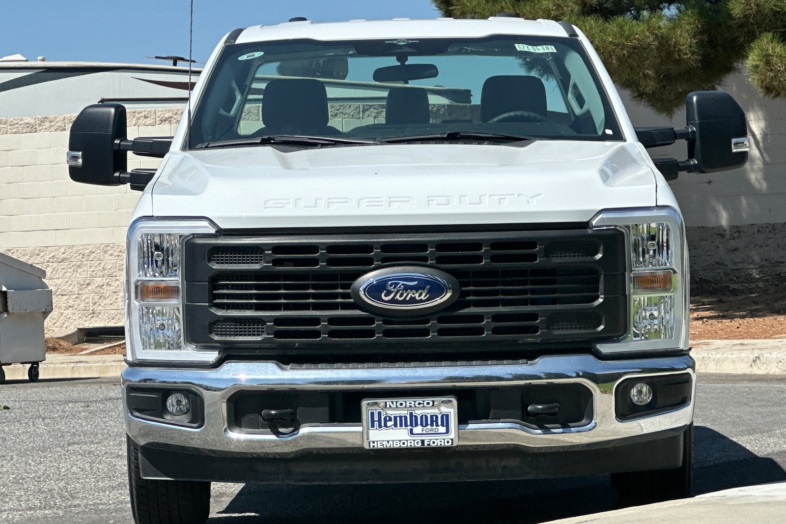 New 2023 Ford F250 XL w/ XL Chrome Package RWD image 9