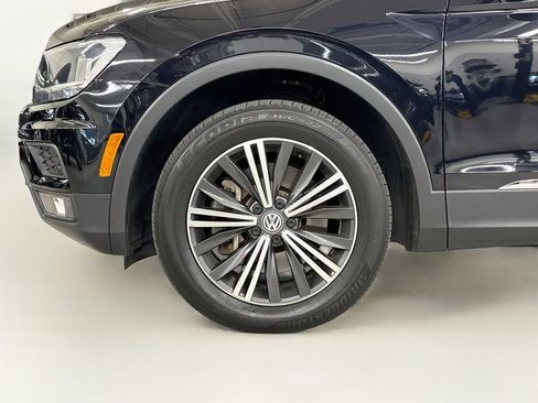 Used 2019 Volkswagen Tiguan SEL FWD image 26